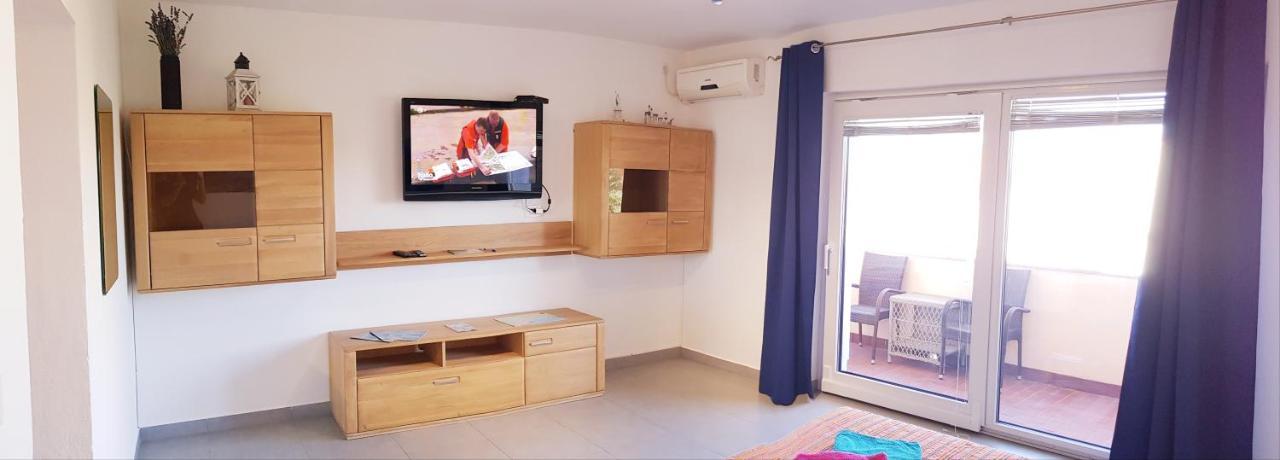 Zem, Krk Apartment